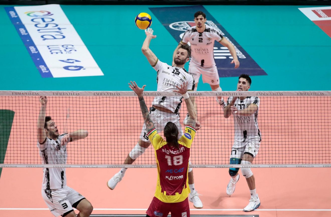 Serie A Volley La Emma Villas Siena Sconfigge Reggio Emilia E Chiude